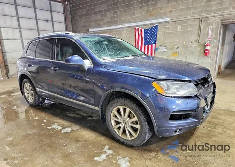 2014 Volkswagen Touareg V6 from USA, damaged, VIN WVGEF9BP4ED014725